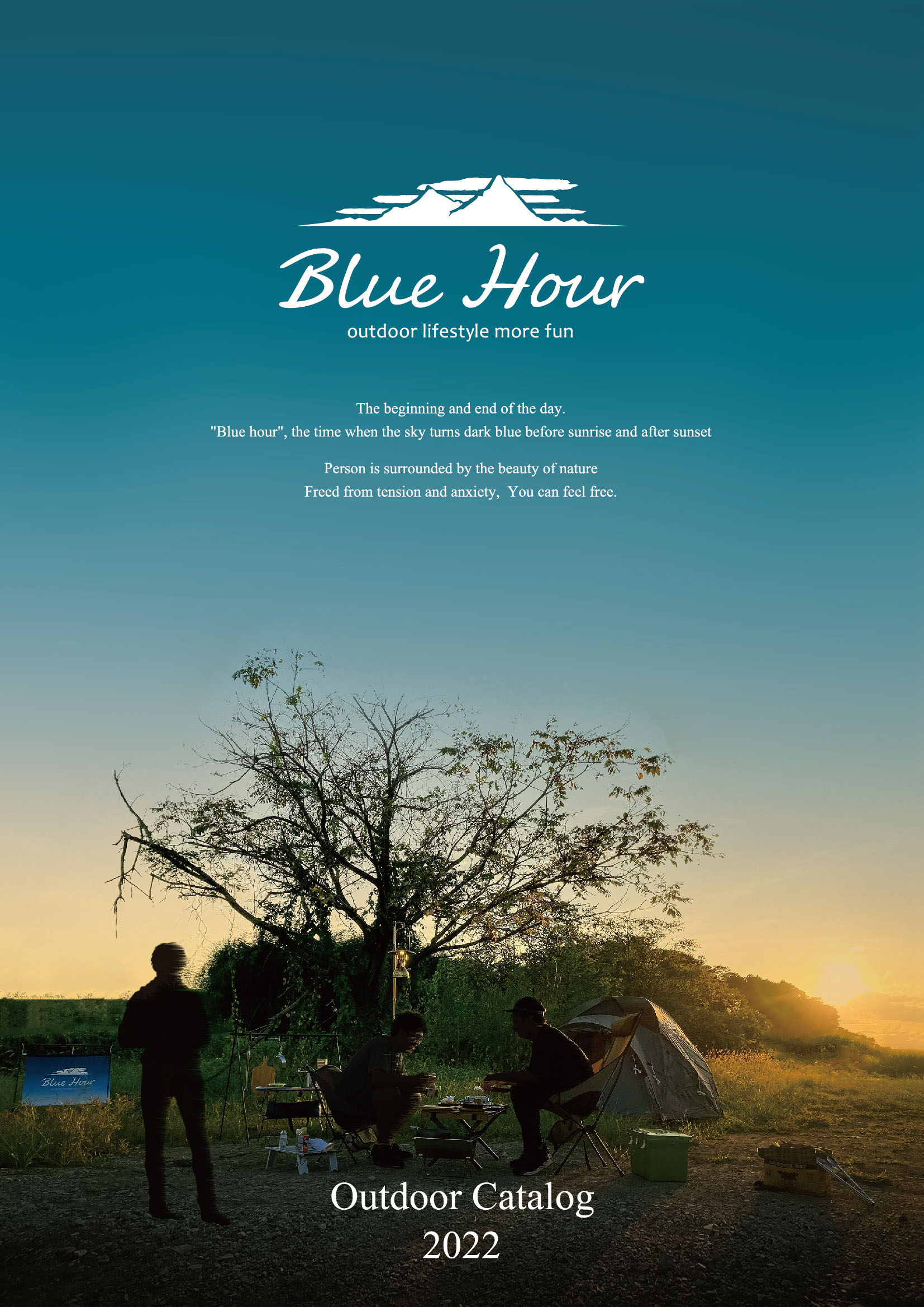 Blue Hour Outdoor Catalog 2022 表紙